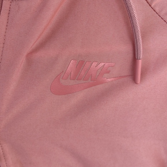 NWOT Nike Womens Windbreaker - Picture 2 of 10